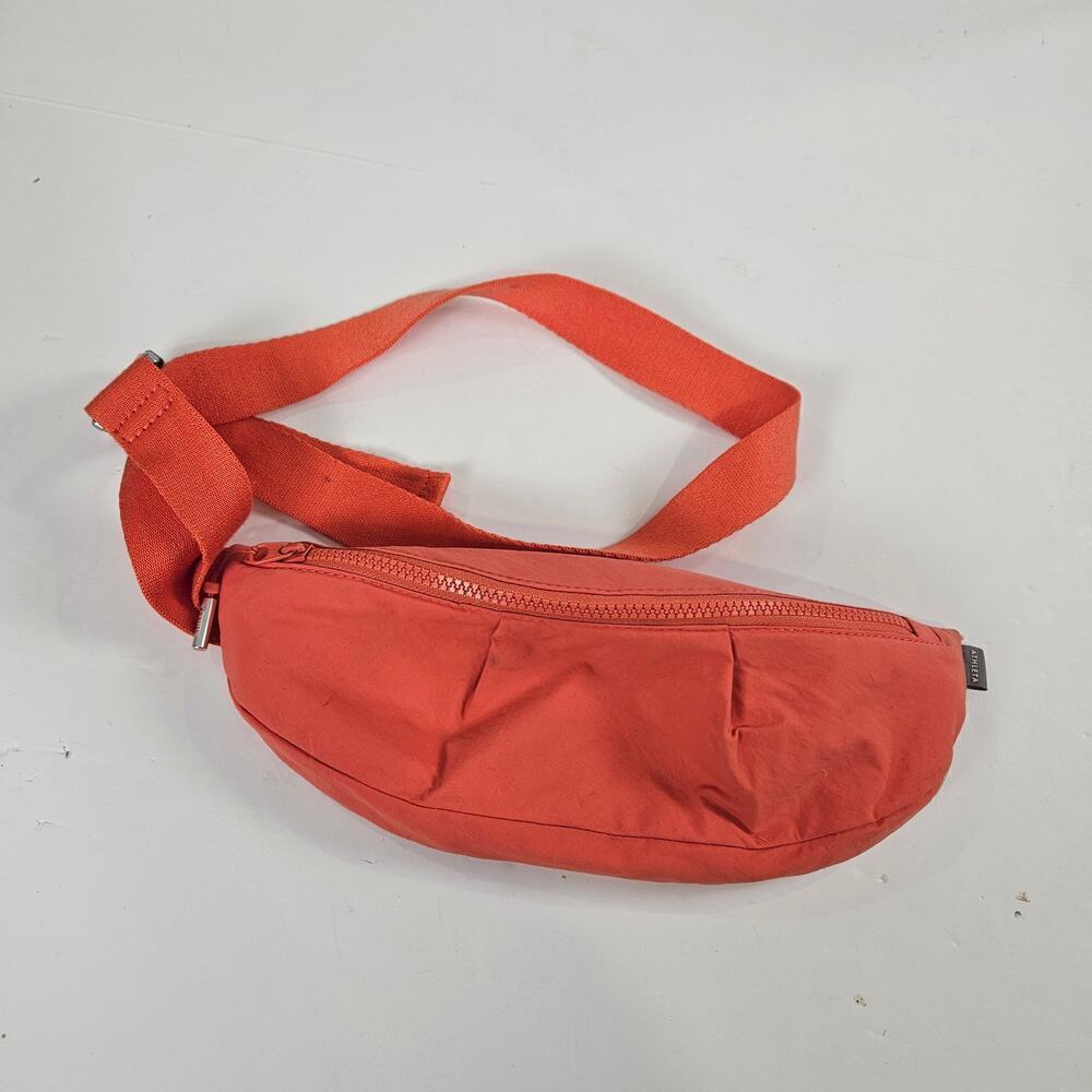 ATHLETA Women Belt Bag Fanny Pack Crossbody Sport Orange/Coral Color Adjustable